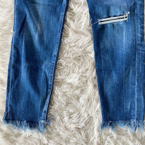 Joe’s Jeans Charlie High Rise Crop Distressed - Picture 8 of 13